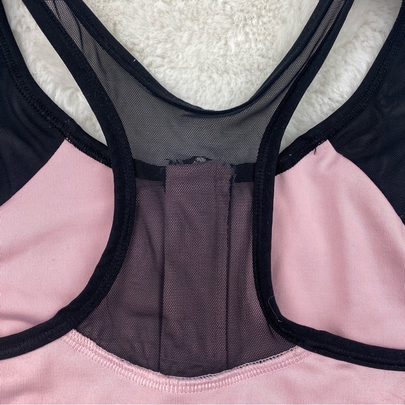 Victoria Secret Pink Ulimate Light Pink Sports Bra - Picture 5 of 7